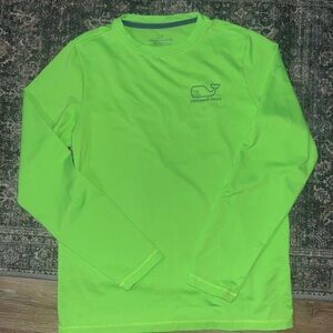 Vineyard Vines Bright Green whale harbor sun Performance Shirt